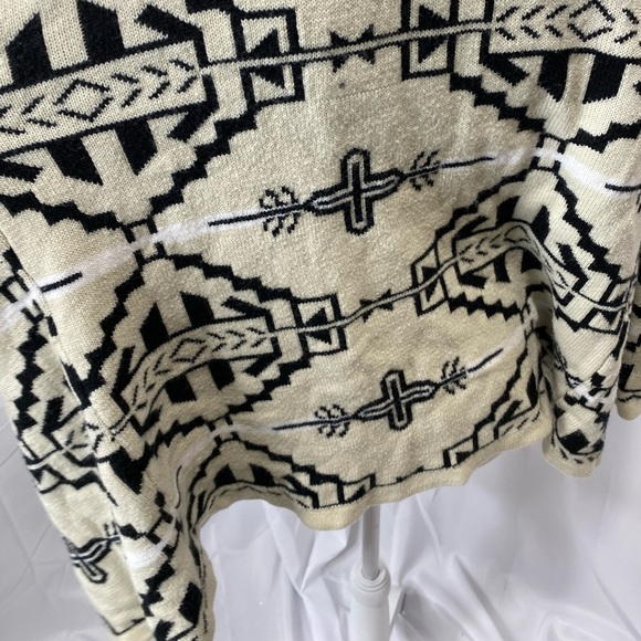 Beulah Style sweater s/m - Picture 11 of 14